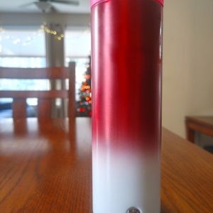 **SOLD**Starbucks 20oz Stainless Steel Tumbler Holiday Red Ombre